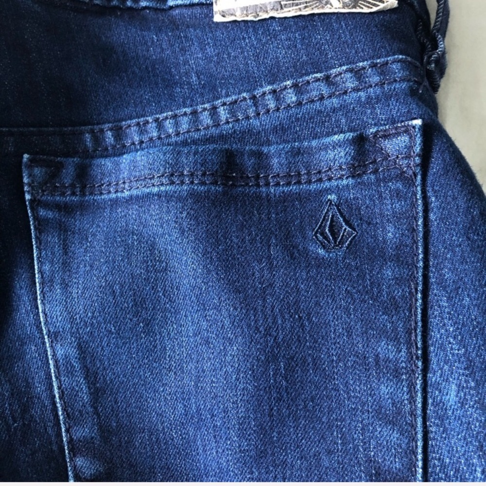 Volcom Jeans - Picture 7 of 8